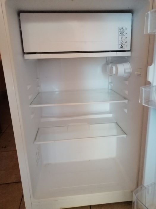 De vinzare frigider vortex preț 350 lei