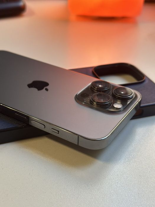 Продава Iphone 13 pro 1TB