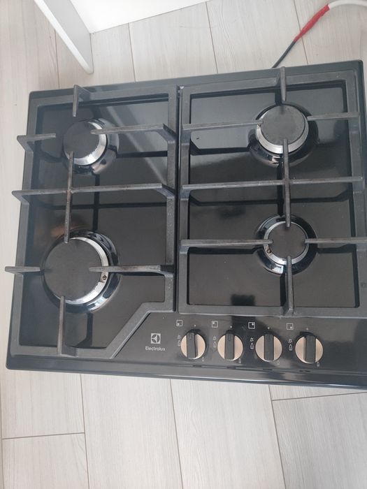 Продам варочную поверхность Electrolux