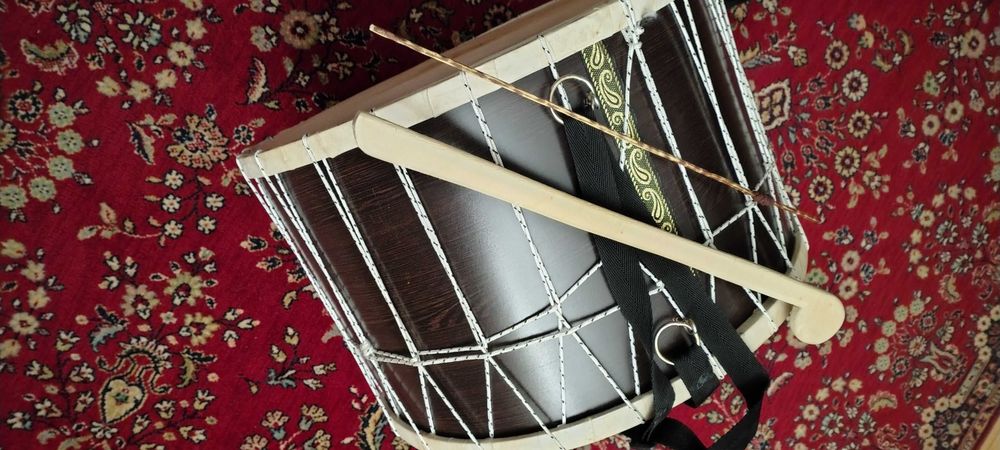 Тъпан с кияк и пръчка