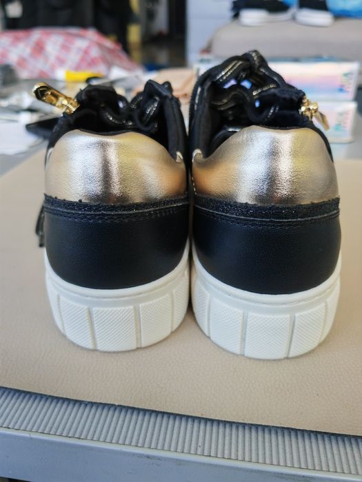 Marco Tozzi lether strap-Sneakers