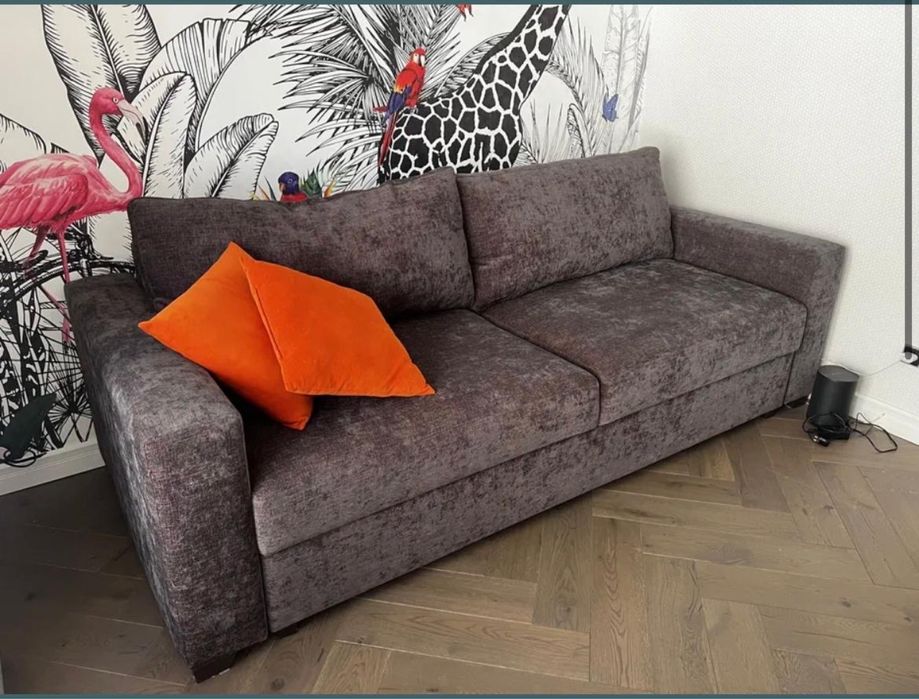 Диван   раскладной    2 метра