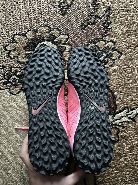 Футболни стоножки Nike