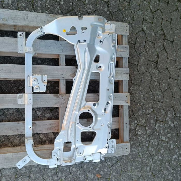 Предна лява врата BMW I3