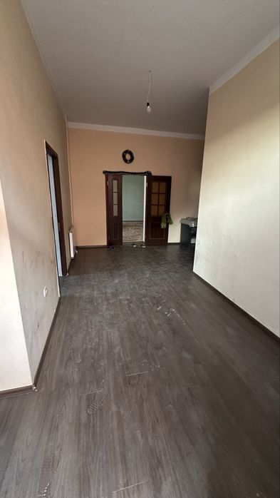 Uy sotiladi Batosh MFY 6 sotiqli xonadon