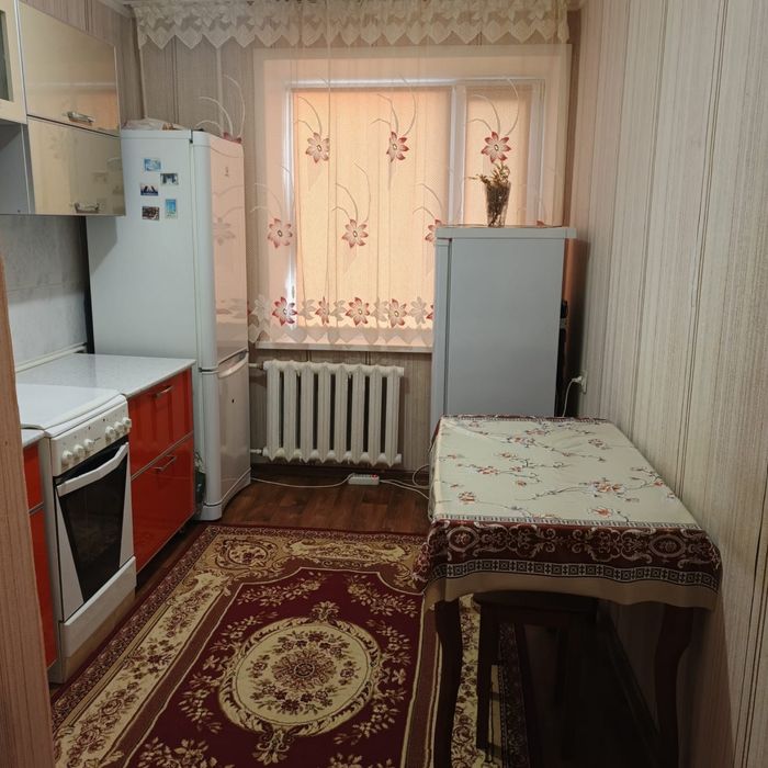 Продам квартиру 3 ком Абая 72 4/9
