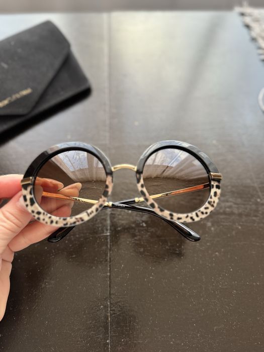 Dolce&Gabbana слънчеви очила с подарък Guess