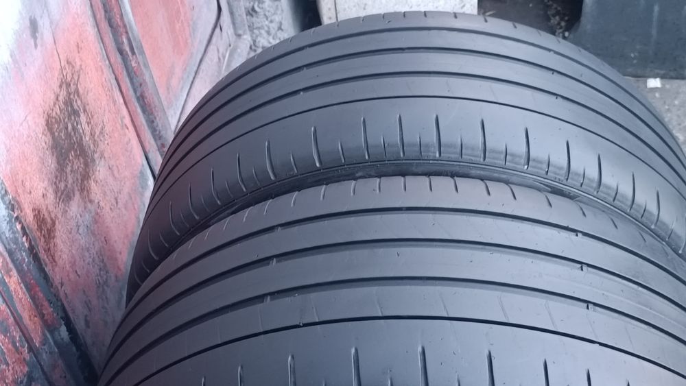255/40/19 Pirelli Дот 2123