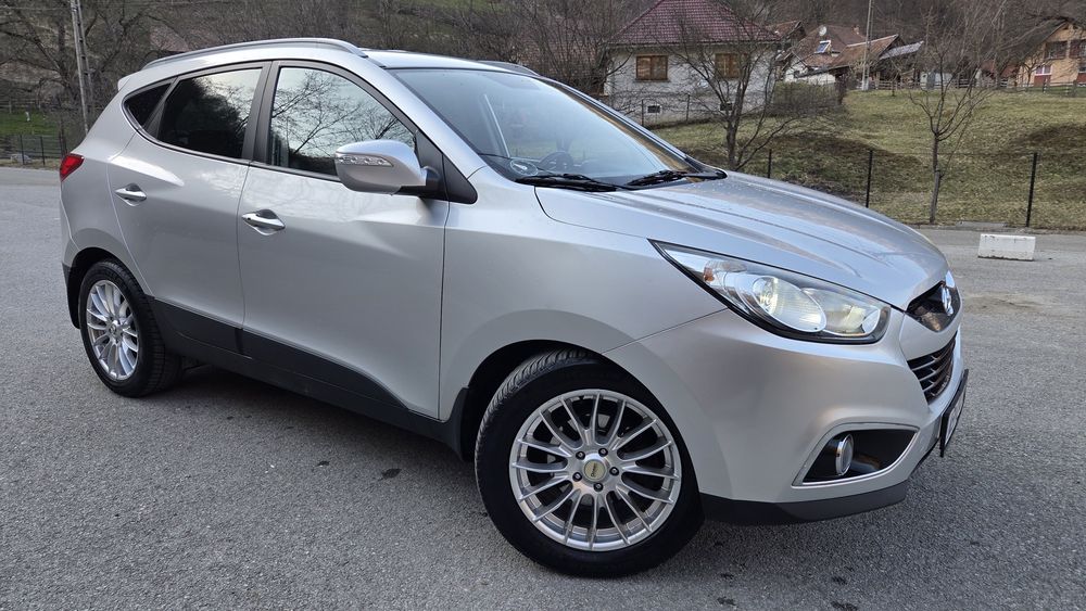 Hyundai ix35. 184CP