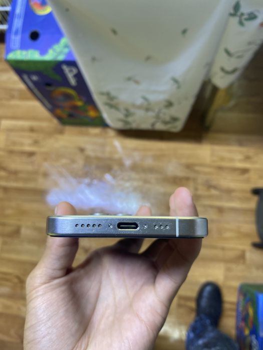 Iphone 15 pro  ак 80 г256