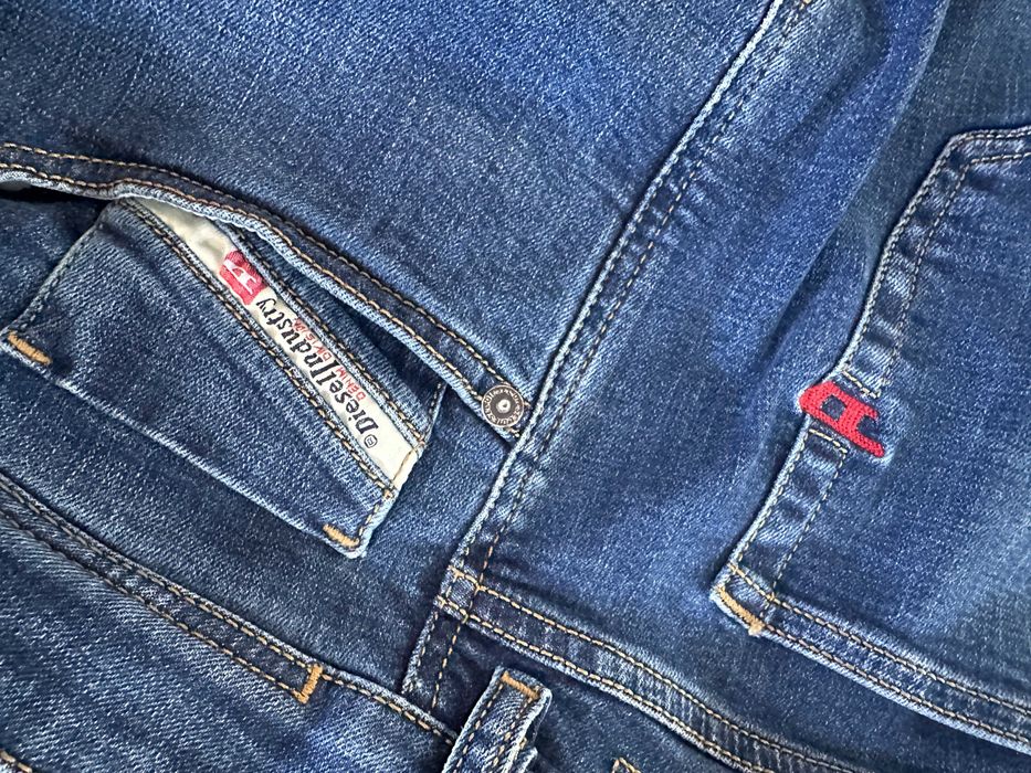 Blugi DIESEL Albastru Barbati | Marime 31 x 34 (Talie 82 cm)