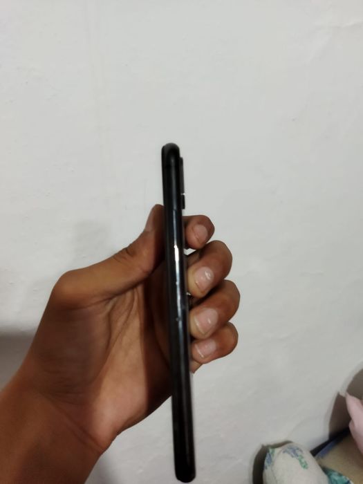 iPhone Xs телефон туралы описанияда!