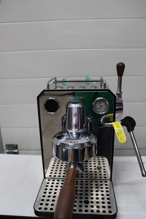 Cecotec Barista Baristeo Intima Еспресо машина Професионална машина за еспресо Barista, система за предварително запарване, помпа 15 бара, 1.7 л