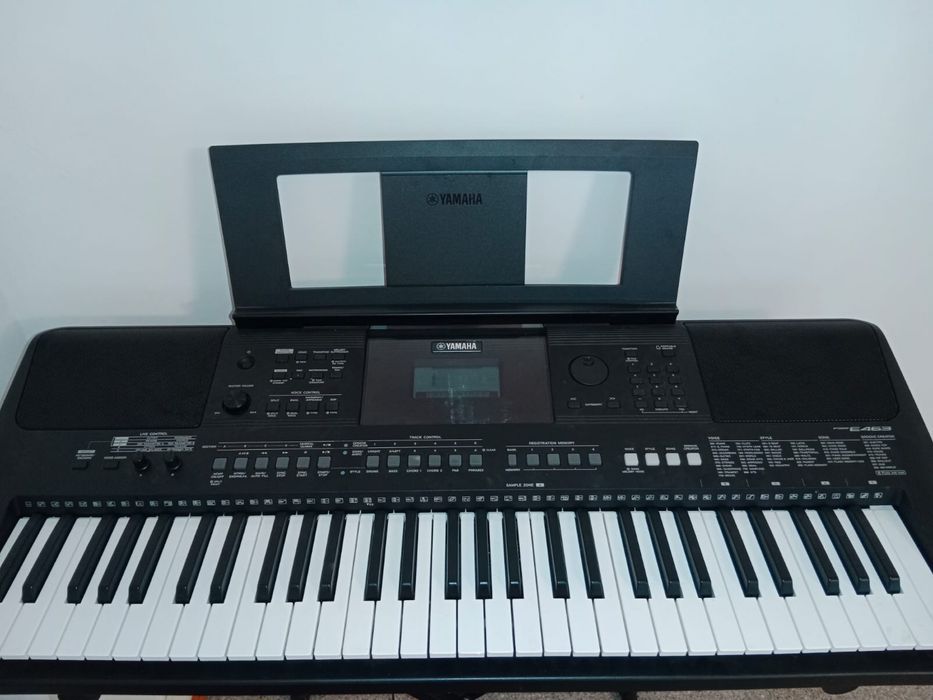 Продам Yamaha PSR-E463