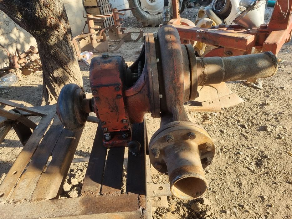 Pompă de presiune și debit 4"