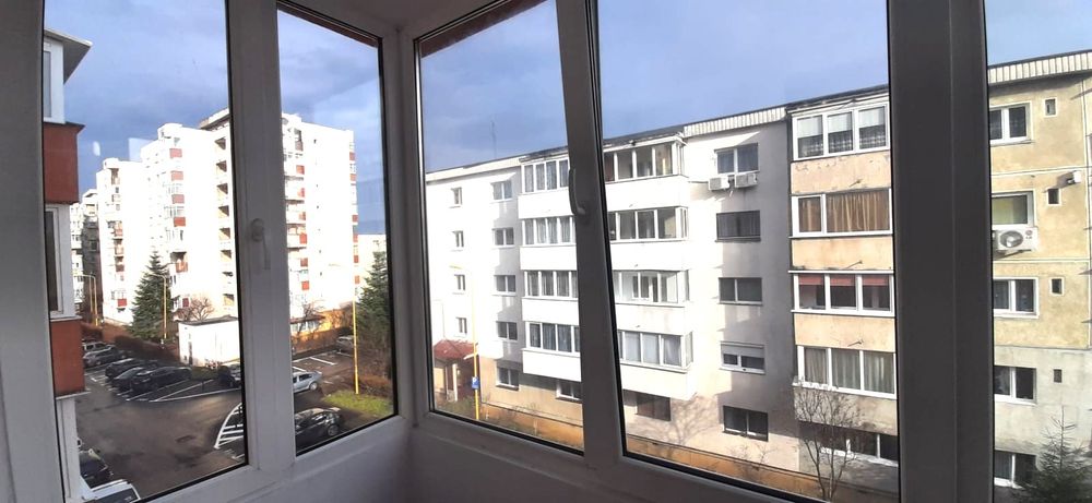 Închiriez apartament 2 camere