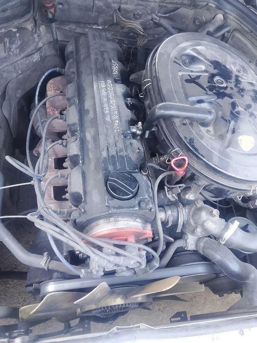 Продам двигатель 2,6 и каробка автомат