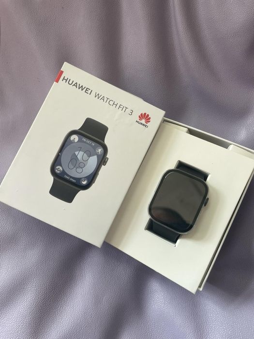 Смарт часовник Huawei watch fit 3