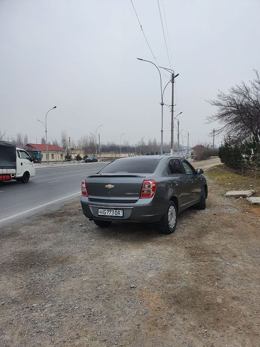 Cobalt 2014 3 pazitsiya ideal xolatda