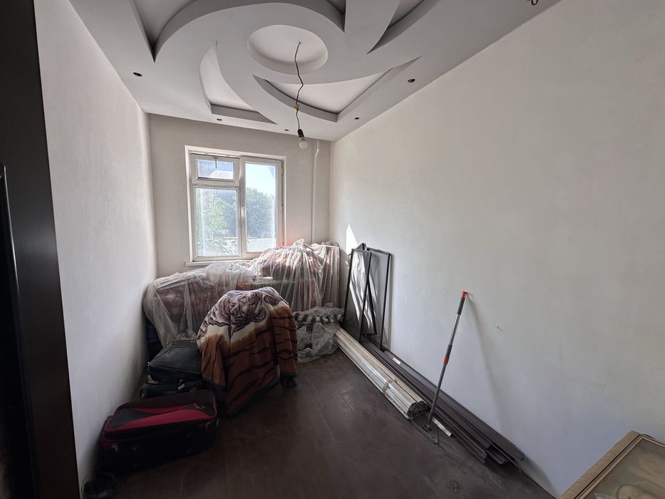 Ттз-1 Продается квартира 3/3/4 балкон 1.5х6 Ор-р: Стадион Локомотив