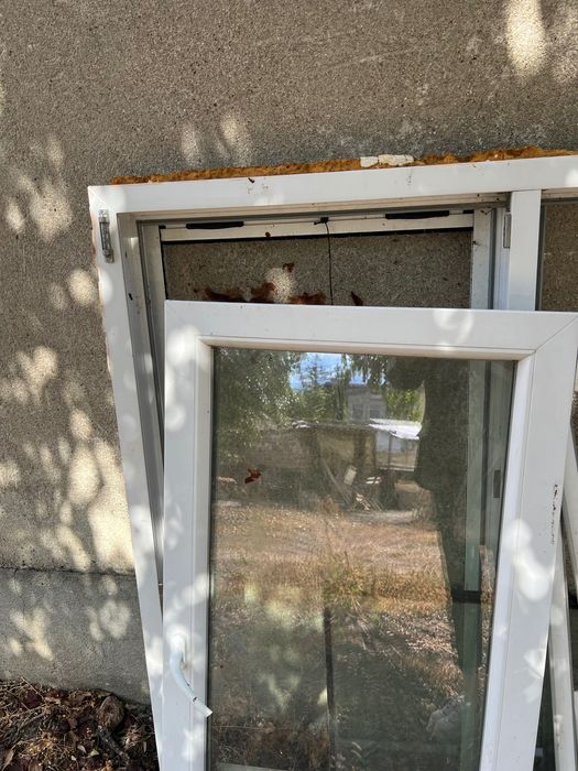 Продавам ПВЦ прозорец 206х135 см