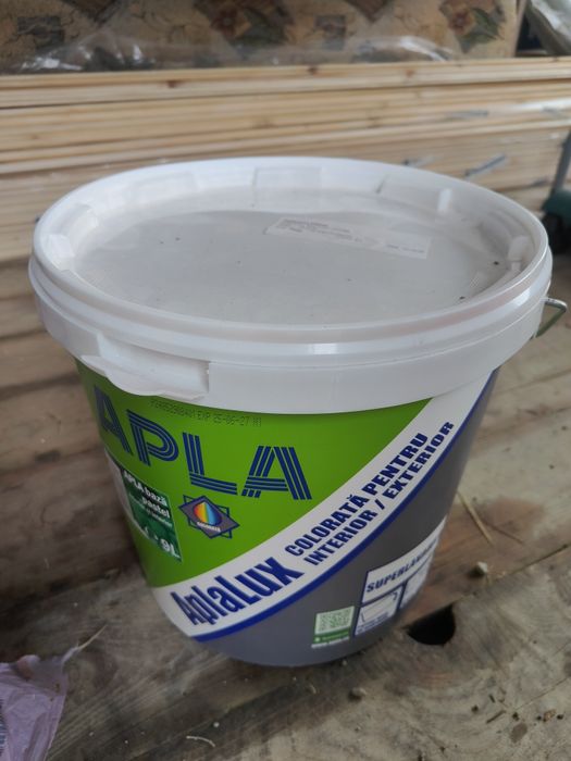 Vând găleată de vopsea lavabilă AplaLux