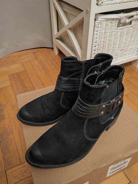 Botine din piele