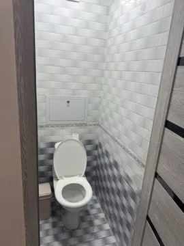 Чиланзар 11 ор круг Аль Хоразми 1этаж 55м² 2комнаты в доль дороги