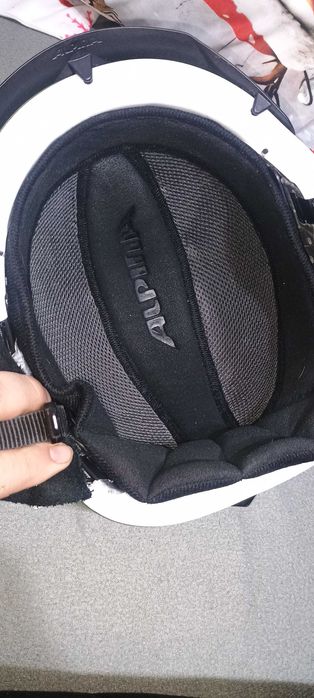 Ски каска Alpina зелена