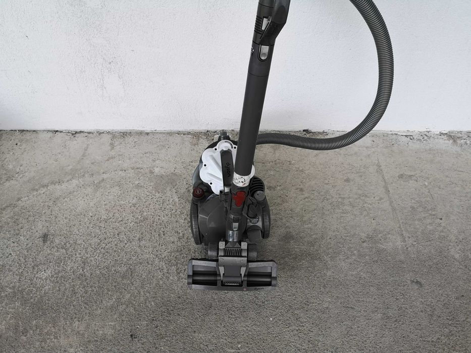 Прахосмукачка - Dyson DC19  / 1400 W