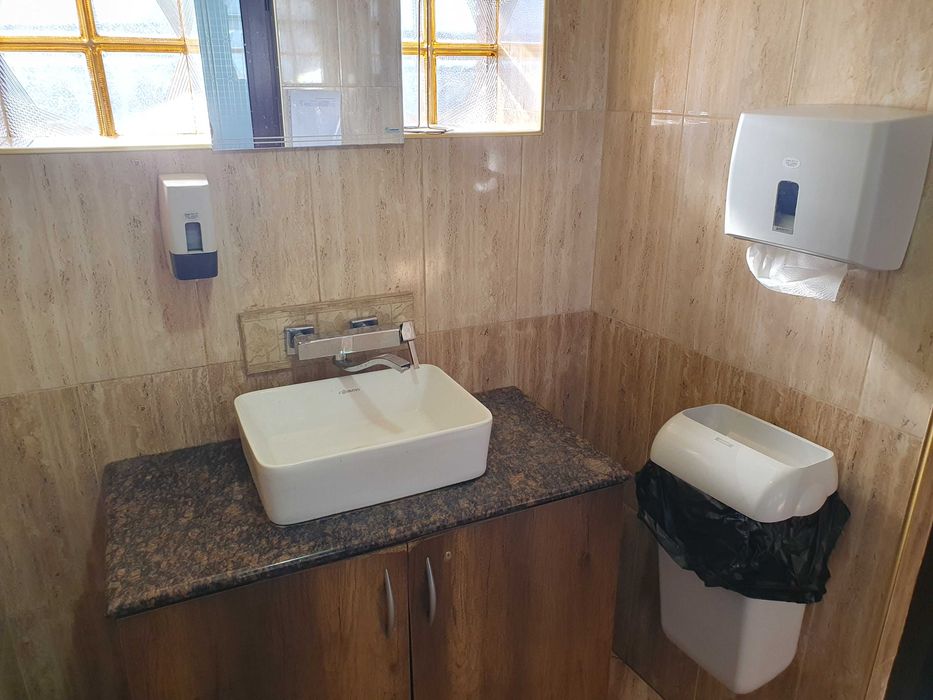 Работещо крайпътно заведение-ресторант, след осн.ремонт