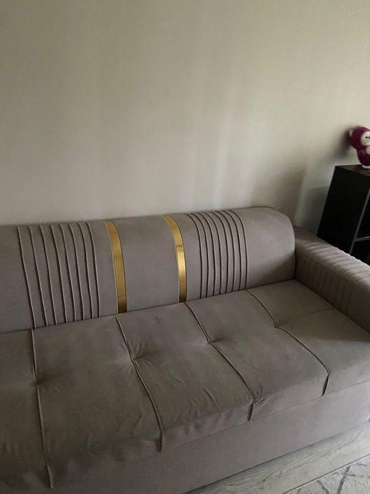 Диван в хорошем состояний
