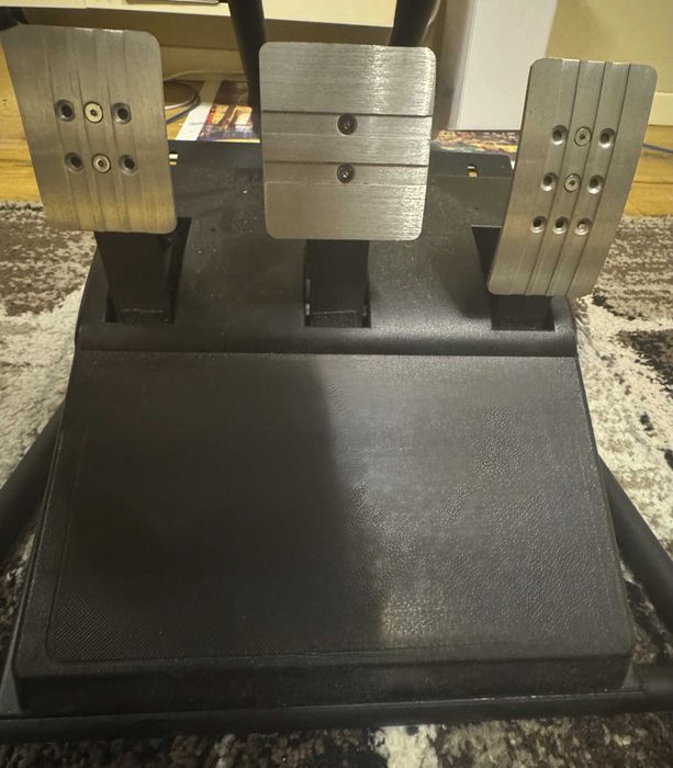 Волан с педали Thrustmaster t300 gt + стойка NLR GTRACER + скоростна