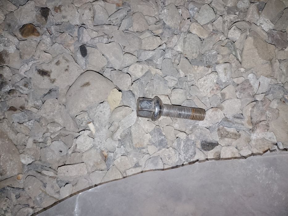 Титанка Р17 с покрышкой