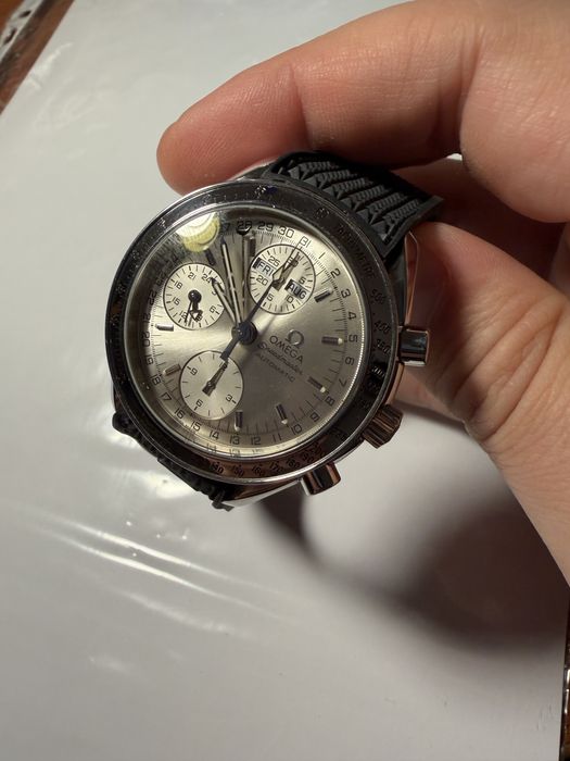 Наручные часы Omega Speedmaster Automatic