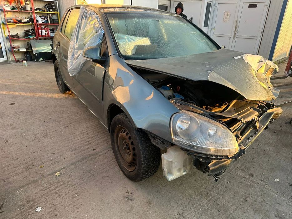 Dezmembrari VW Golf 5 1.4 BCA