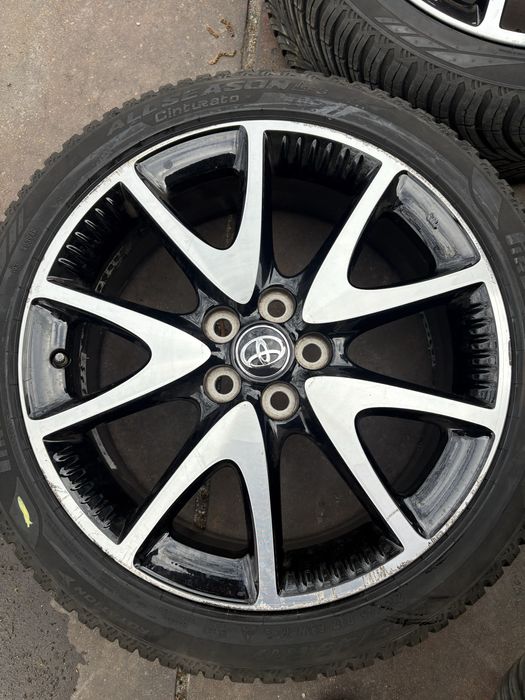 Джанти с гуми  Toyota Yaris 17 5x100
