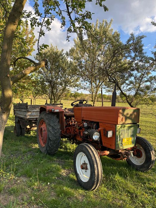 Vând Tractor UTB 445