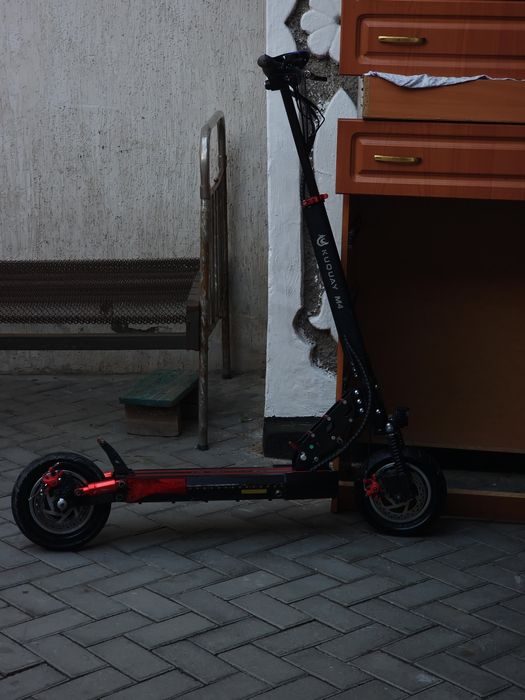 Продам электро самокат