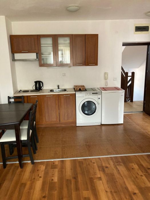 Дава се под наем Двустаен апартамент в Банско - 50 кв.м за 397.8 € - Снимка #1