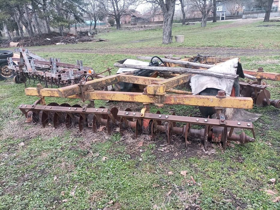 Дискова брана и предсеитбен култиватор