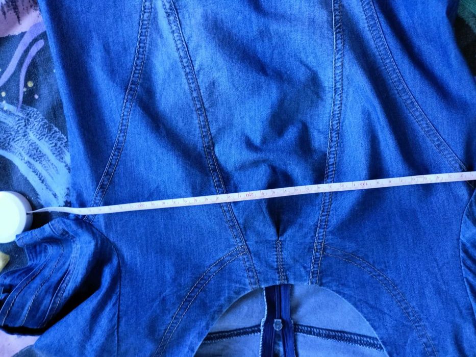 хубава дънкова рокля