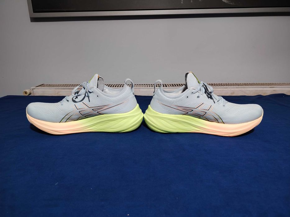 ASICS Gel-Nimbus 26 adidași alergare, mărimea 46, interior talpă 29 cm