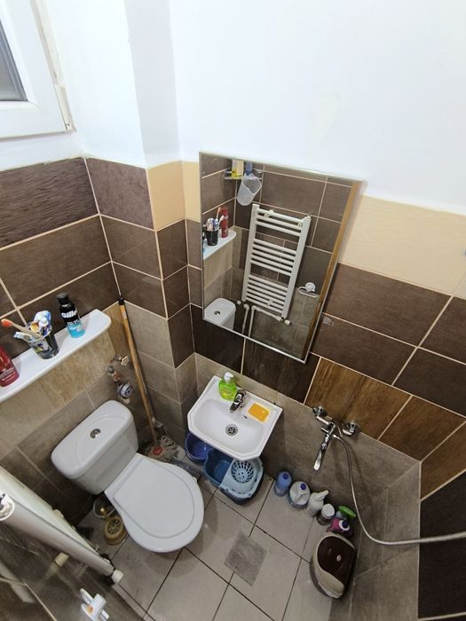 Garsonieră Predeal — 300 m de gară, renovată, parcare inclusă