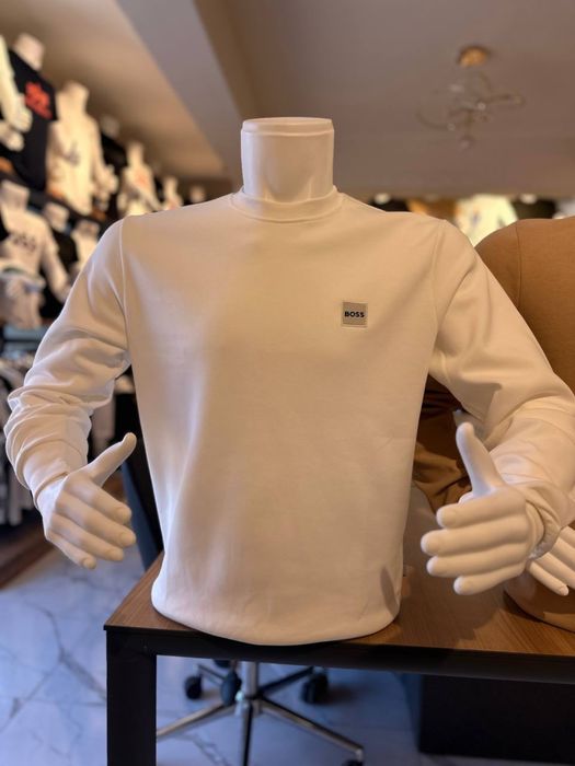 Bluza boss calitate superioara