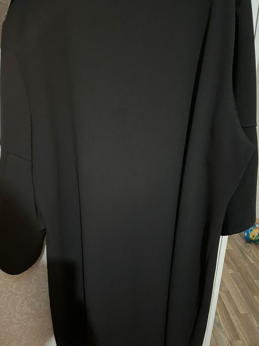 Продам платье новое