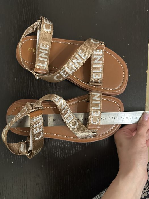 Сандалии летние.