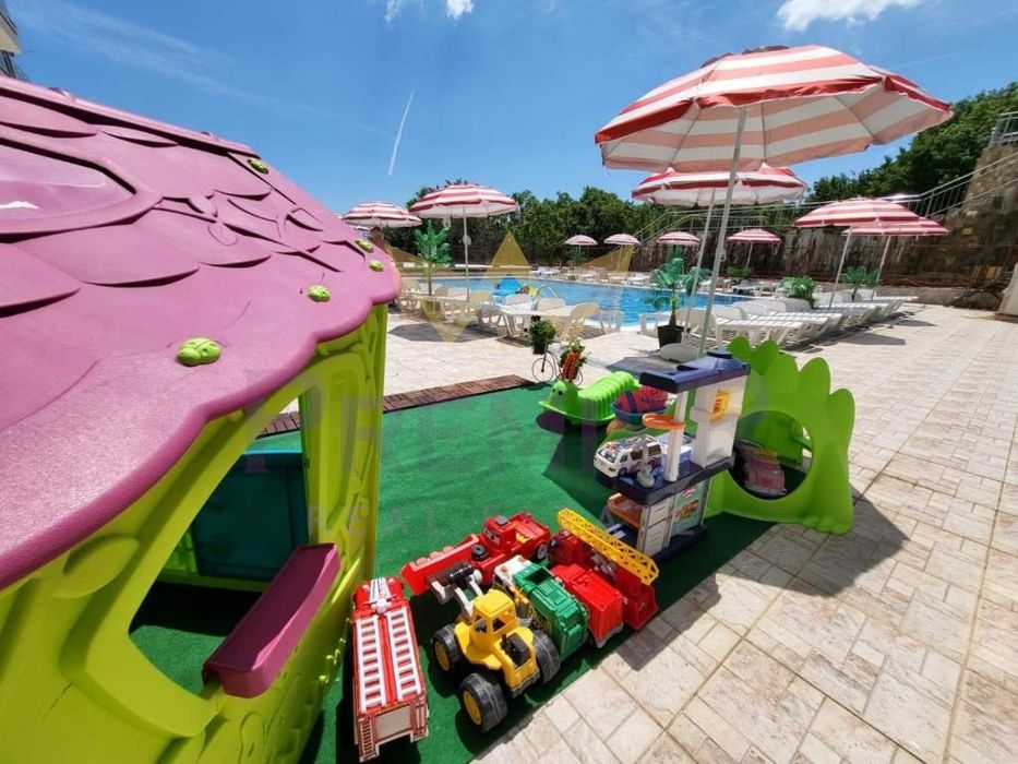 Продава се Тристаен апартамент в к.к. Златни пясъци - 110 кв.м за 1100 €/кв.м - Снимка #11