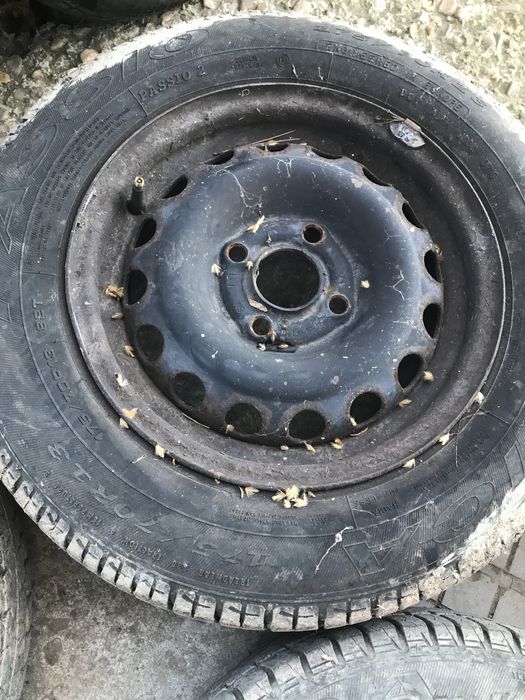 Автомобилни гуми