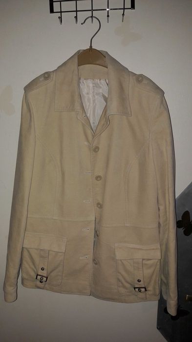 Дамски сака и шлифер всичко за 20 лв